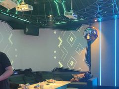 -萧邦音乐会所KTV(向西店)