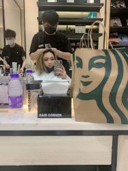 -HAIR CORNER
