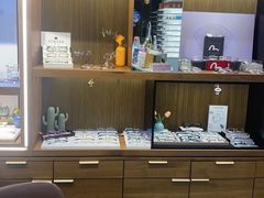 -一代眼镜(浦东大拇指广场店)