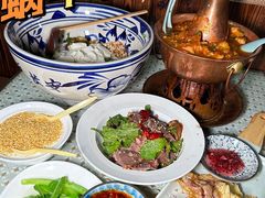 -蜗牛小馆醉乡民谣云南菜(惠新西里店)
