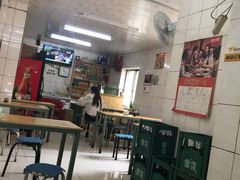 大堂-川味麻辣串(中原小吃街)
