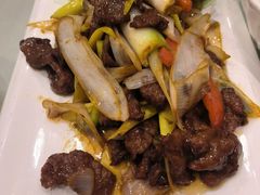 -壹号院音乐餐厅•烤全羊•新疆菜(浐灞店)