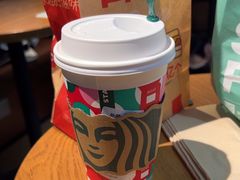 -星巴克(上海虹桥站2A检票口)