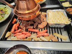 -臻牛烤肉