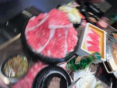 -一绪に和牛寿喜烧(罗湖益田假日店)