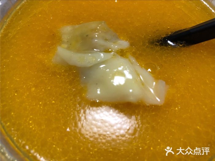 蟹黄鱼·深夜面馆(巨鹿路店)金汤黄鱼馄饨图片