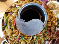 -炉小二铜锅牛蛙•川湘菜(三里屯店)