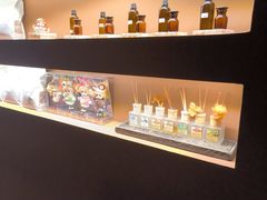 -泰·菩提树下[泰式按摩x精油SPAx肩颈头疗](新景店)