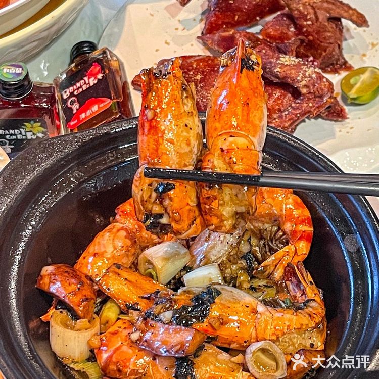 在广州这家粤菜就是冲着松露黑豆腐去的！！！ 