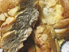 -研麦家面包(亚泰华府店)