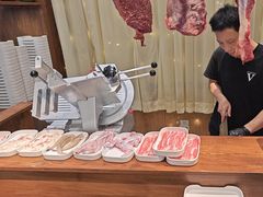 -天成·潮州牛肉脆肉鱼生蚝自助火锅