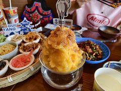 -包整·丝娃娃(一览甲秀楼风景店)