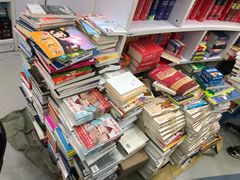 -新华书店(虹悦城店)