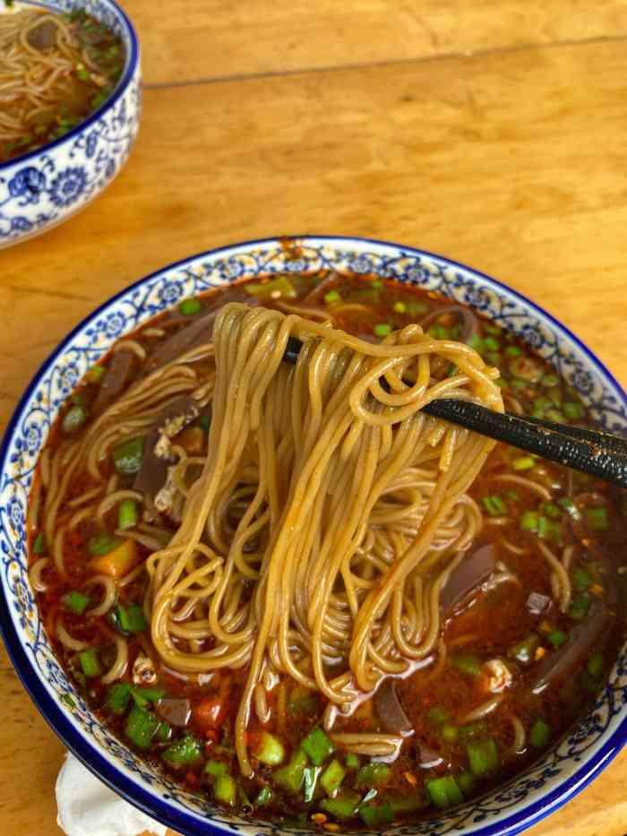 肖家南七饸饹馆(东仪路店"东仪路上的这家饸饹应该开的时间还挺久的