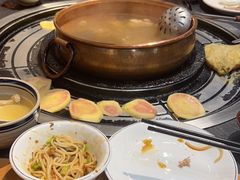 -阿山卓·野生菌火锅·纳西火塘烤肉