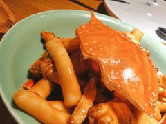 梭子蟹炒年糕-弄堂里(雨花客厅店)