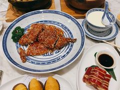 -香港百合居(LCM置汇旭辉广场店)