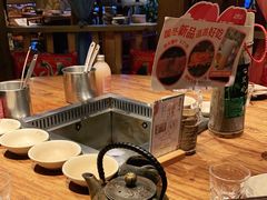 -老牌坊云南鱼豆花火锅(爱建店)