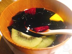 鲜果烧仙草-炖物24章·顺时轻养茶(杭州大厦店)