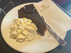 -Cafe Sacher(WIEN)