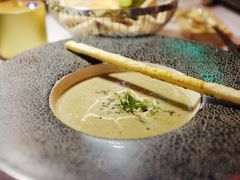 -Kathleen's Waitan 凯圣琳江景西餐厅(外滩店)