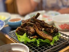 冬令手抓羊排-老头儿油爆虾·三潭印月