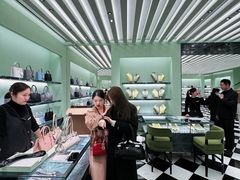-PRADA普拉达(国金中心店)