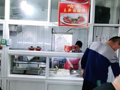 -咱家王新国把子肉(县东巷店)