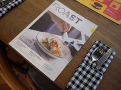 -ROAST coffee & eatery
