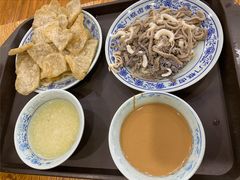 老北京炸灌肠-门框胡同百年卤煮(新街口店)