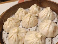 -馋三尺蟹粉小笼(人民广场店)