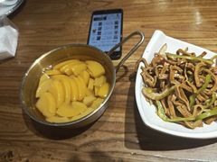 -东来菜馆•手抓海鲜家常菜•海鲜锅贴(鸽子窝店)