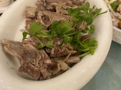 -马尔龙新疆饭店·清真(瑞景店)