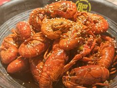 -肥肥虾庄·金牌油焖大虾(汉街SKP店)