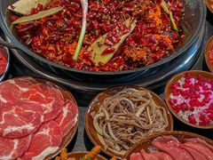 -渝嘴小老弟老火锅(华新村店)