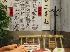 -来龍儿鲜切牛肉自助老火锅