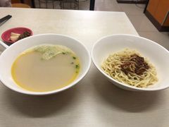 -面婆婆东台鱼汤面(湛江路店)