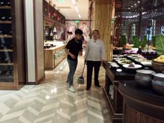 自助取餐区-西藏饭店·亚克·食光自助餐厅(文殊院店)