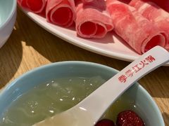 -季季红火锅(柳州城中万达二店)