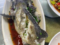 -四川小胡子海鲜(丁村万人海鲜广场店)