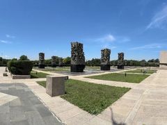 -中国人民抗日战争纪念雕塑园