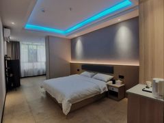 -网鱼电竞酒店(广州会展中心广州塔店)