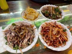 -金杨拉面王小吃面馆·牛三宝面·红烧牛肉粉
