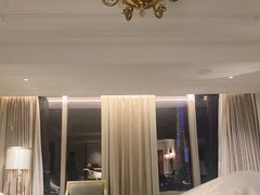 -广州富力丽思卡尔顿酒店