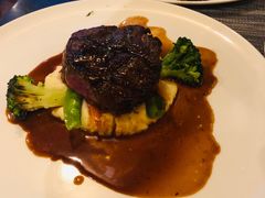 -WOLFGANG PUCK KITCHEN & BAR(迪士尼小镇店)