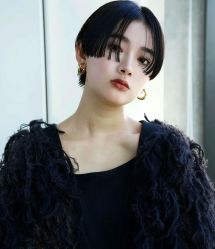 -苑苑发型设计