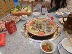 -阿婆情腊排骨火锅(金虹路店)