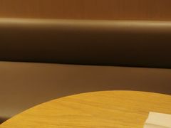-星巴克臻选(上海中环广场2F店)