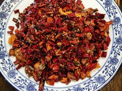 -黄桷树曹家私房菜(江与城店)