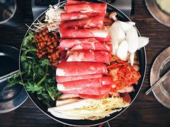 部队锅-MI WU FACTORY米屋美食工厂餐厅(绿地店)